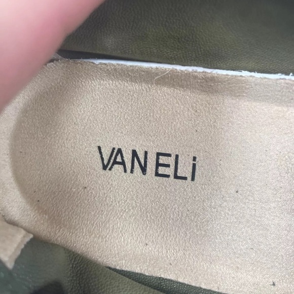 Vaneli Undine Suede Loafers Flats in Green size Women’s 11 - Picture 10 of 10